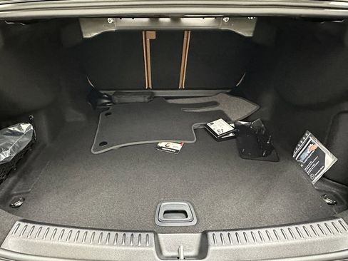 New 2026 Mercedes-Benz E 350 4MATIC Sedan image 22