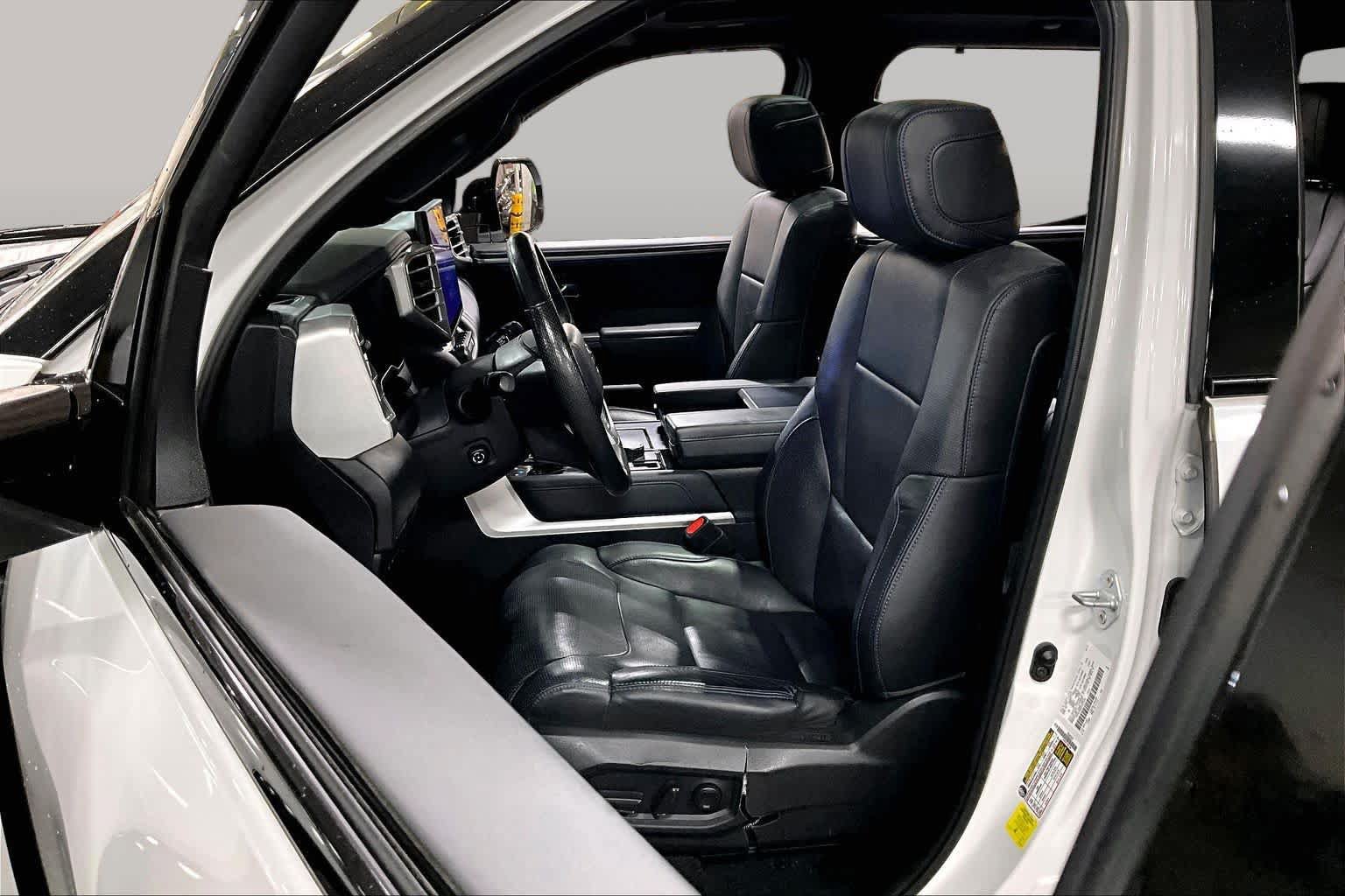 Used 2023 Toyota Tundra Platinum AWD/4WD image 7