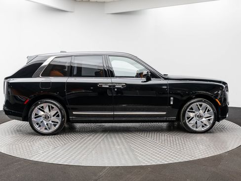 New 2026 Rolls-Royce Cullinan image 49