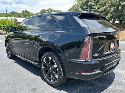 Used 2025 Cadillac Escalade IQ Sport 1 AWD/4WD image 22