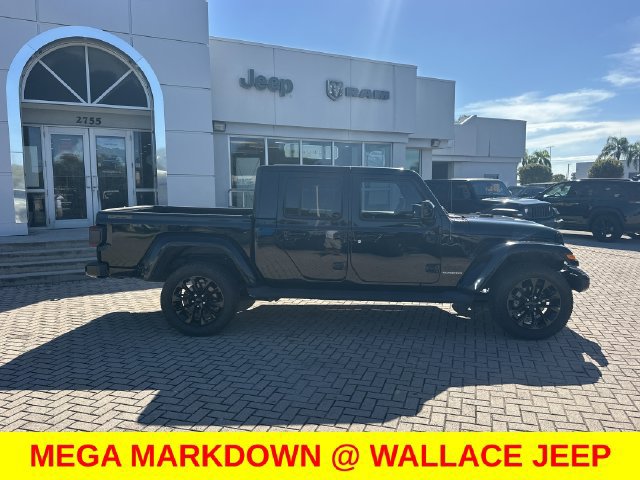 Used 2021 Jeep Gladiator Overland AWD/4WD image 6