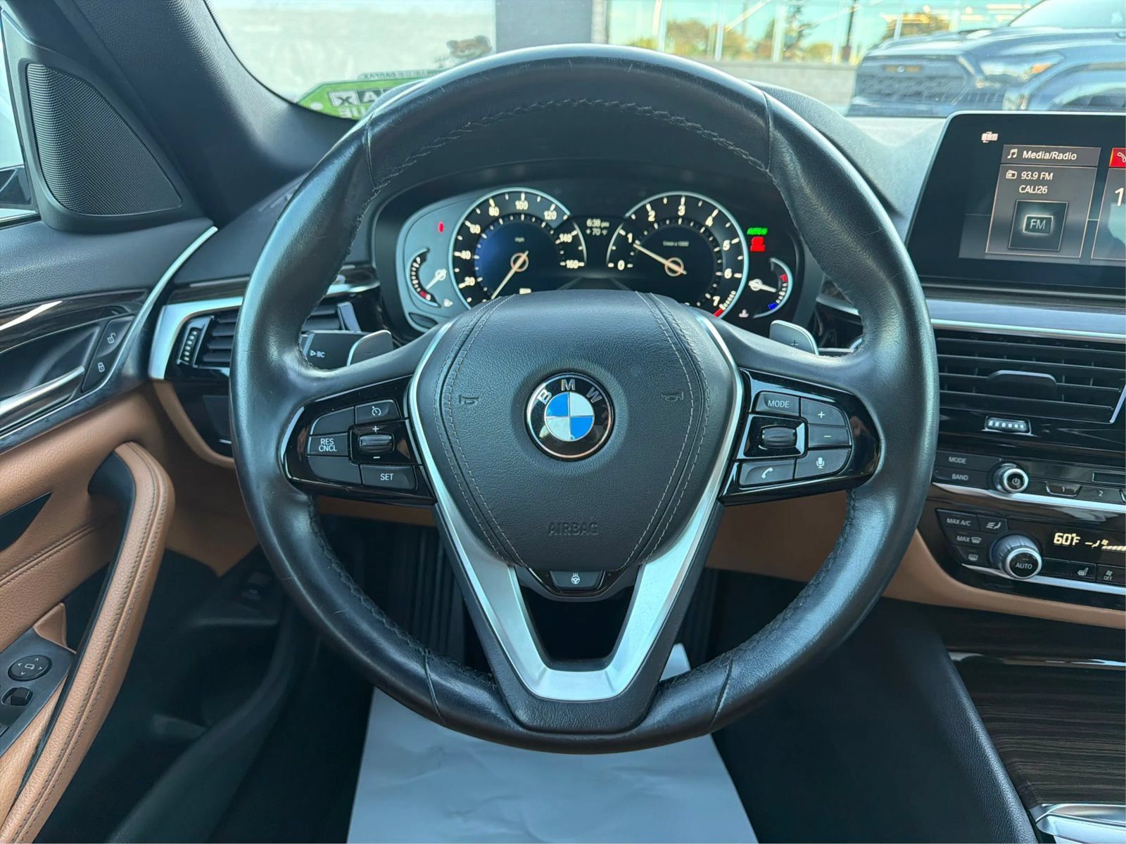 Used 2019 BMW 530i w/ Convenience Package RWD image 17
