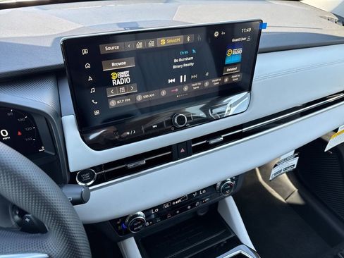 New 2026 Mitsubishi Outlander SEL FWD image 11