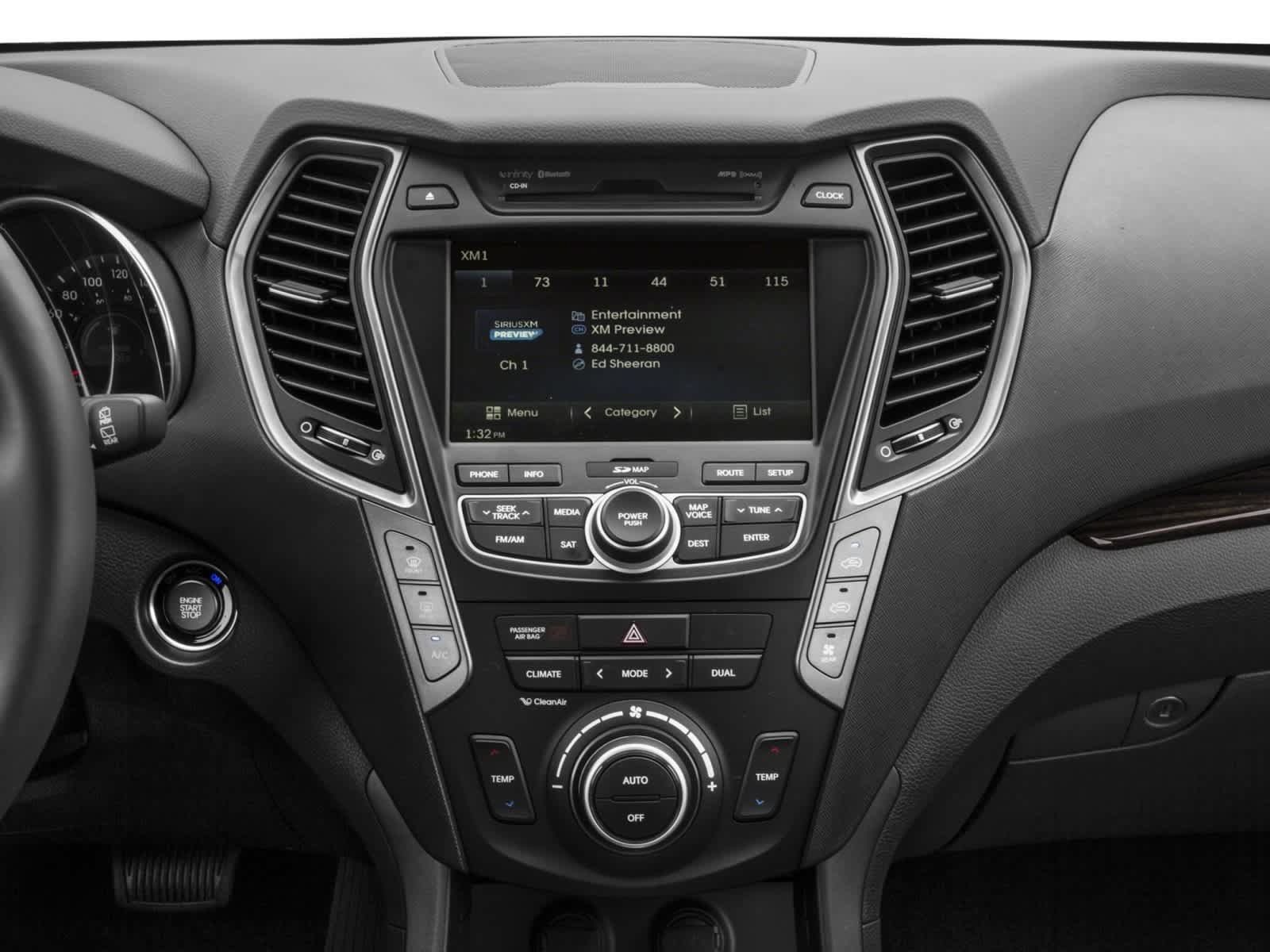 Used 2016 Hyundai Santa Fe Limited w/ Option Group 04 FWD image 7