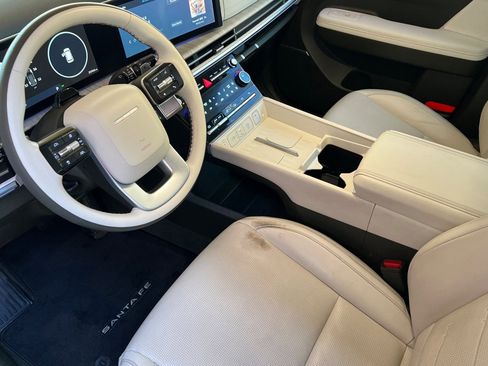 Used 2025 Hyundai Santa Fe Calligraphy image 11