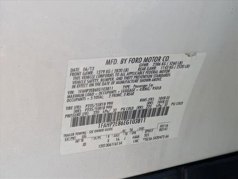 Used 2014 Ford Taurus SEL w/ Equipment Group 201A FWD image 24