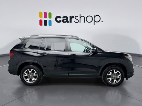 Used 2023 Honda Passport TrailSport image 6