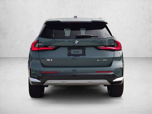 New 2027 BMW X1 xDrive28i AWD/4WD image 8