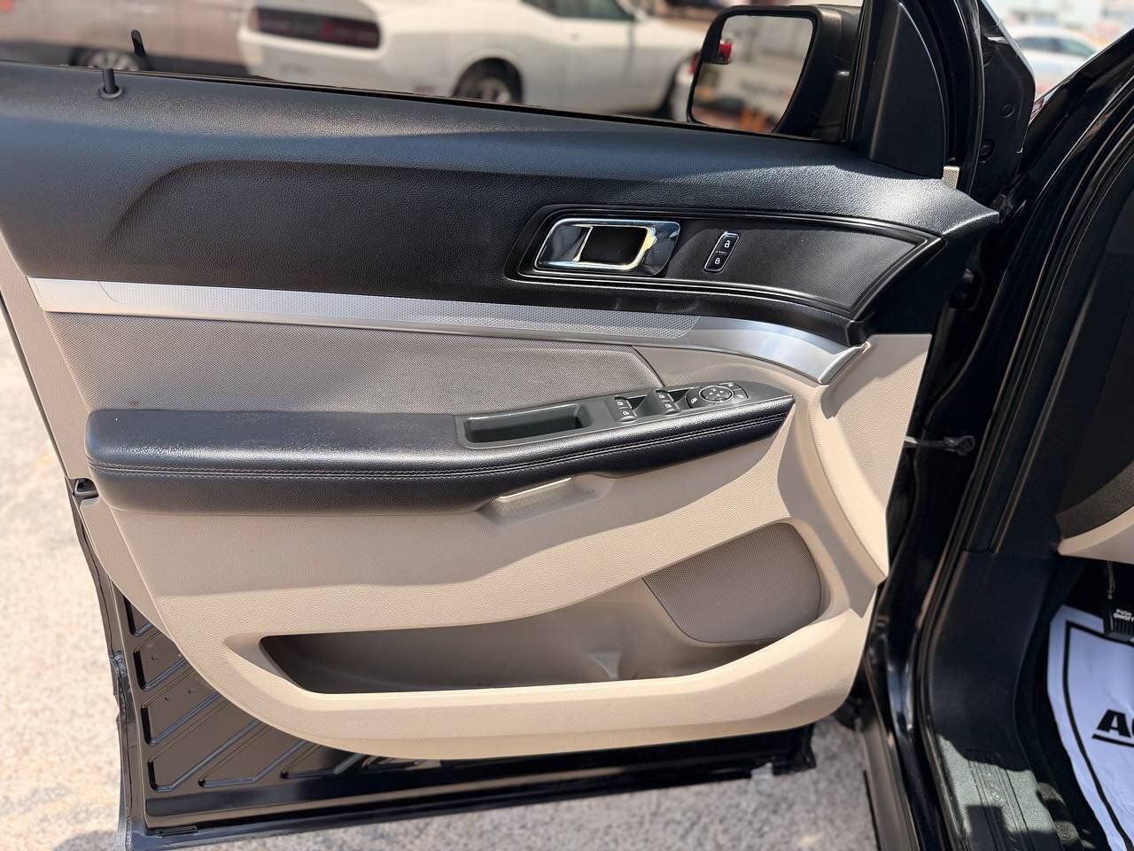 Used 2019 Ford Explorer FWD image 21