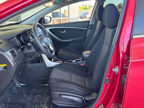 Used 2016 Hyundai Elantra GT FWD image 19