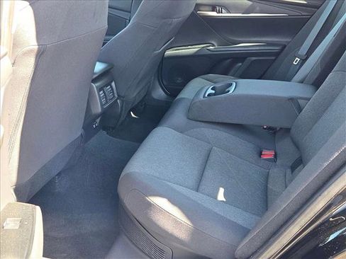 Used 2025 Toyota Camry LE image 18