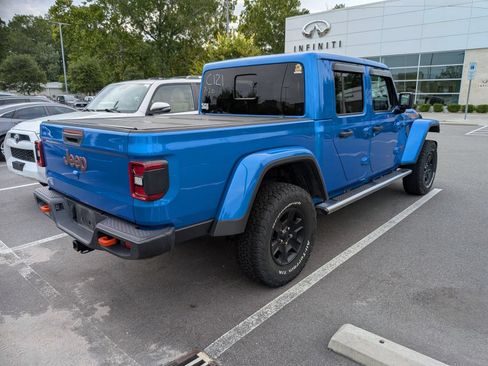 Used 2020 Jeep Gladiator Mojave w/ Dual Top Group AWD/4WD image 3