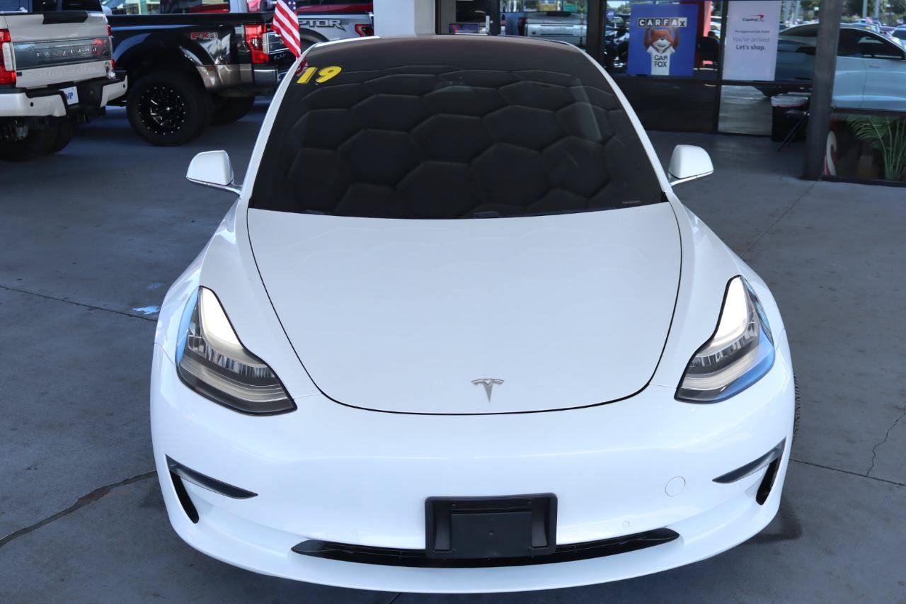 Used 2018 Tesla Model 3 Long Range AWD/4WD image 10