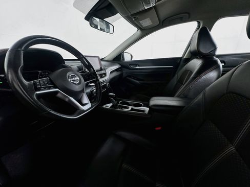 Used 2024 Nissan Altima 2.5 SR FWD image 20