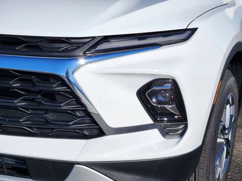 New 2026 Chevrolet Blazer LT w/ Convenience Package FWD image 6