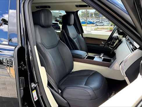 Used 2024 Land Rover Range Rover SE image 7