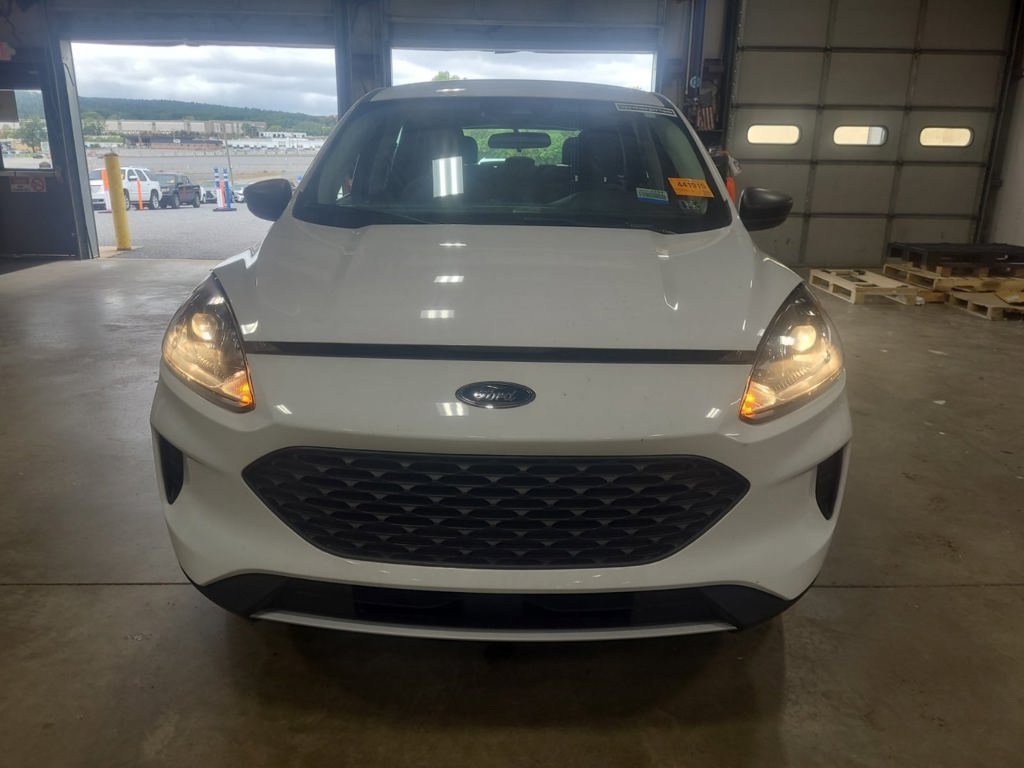 Used 2022 Ford Escape S AWD/4WD image 3