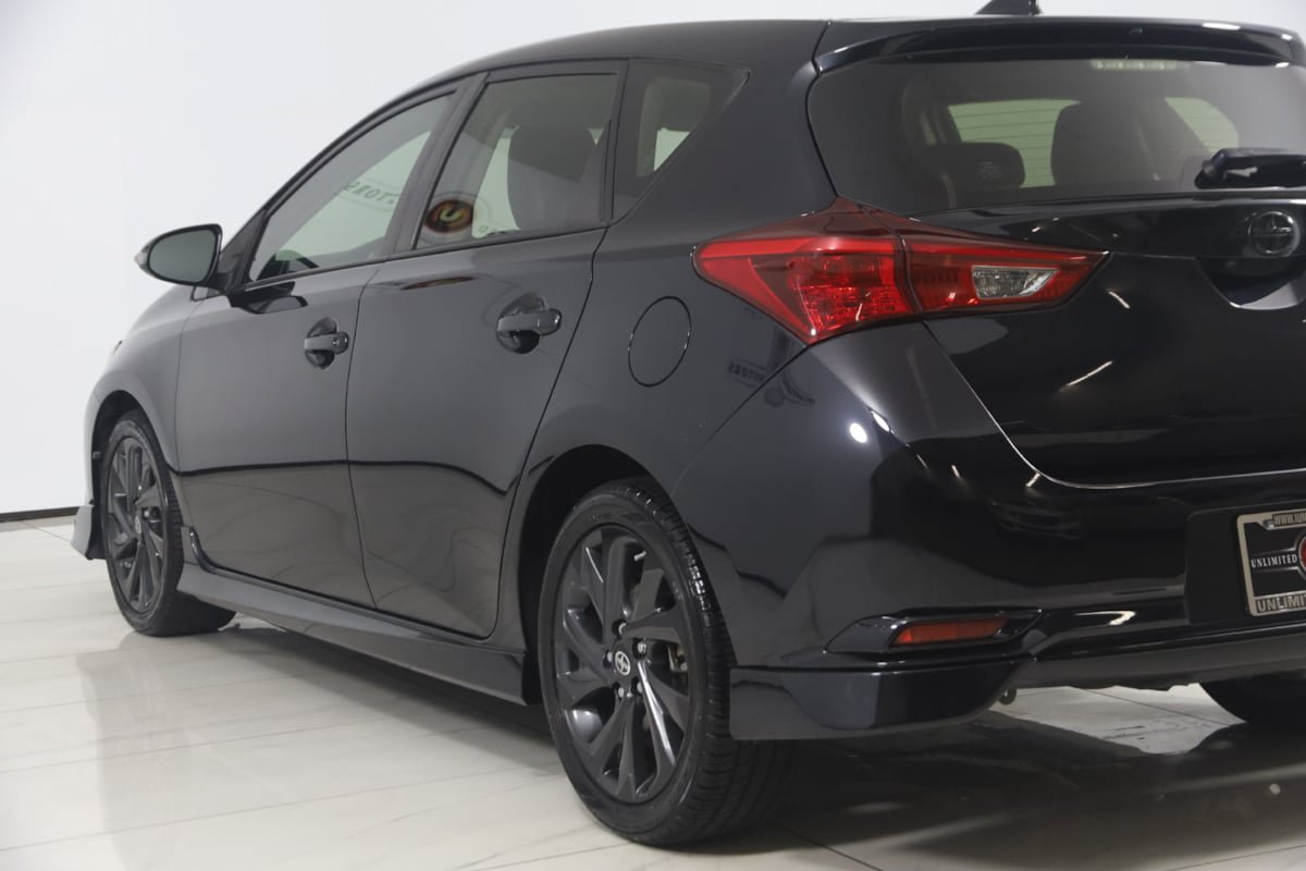 Used 2016 Scion iM FWD image 17