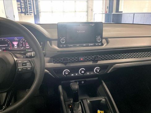 Used 2023 Honda Accord LX image 18