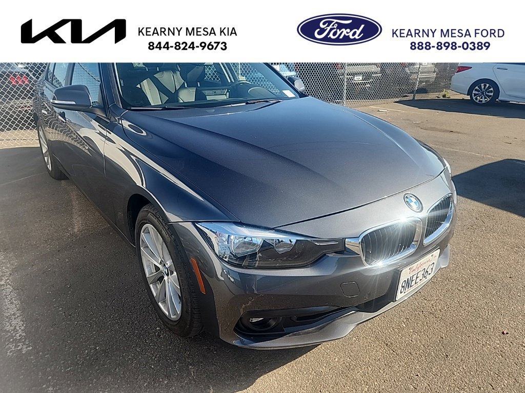 Used 2016 BMW 320i Sedan RWD image 1