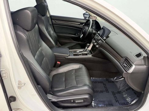 Used 2018 Honda Accord EX-L image 12