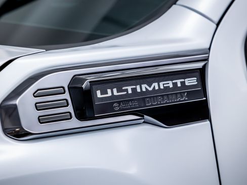 Used 2026 GMC Sierra 2500 Denali Ultimate AWD/4WD image 16