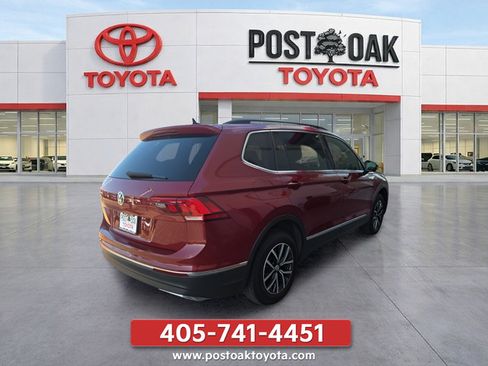 Used 2020 Volkswagen Tiguan SE FWD image 7