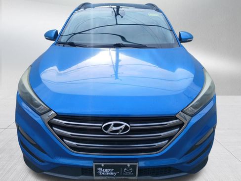 Used 2016 Hyundai Tucson Limited w/ Option Group 03 image 3