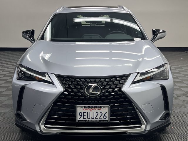 Certified 2023 Lexus UX 250h FWD w/ Accessory Package (Z2) image 3