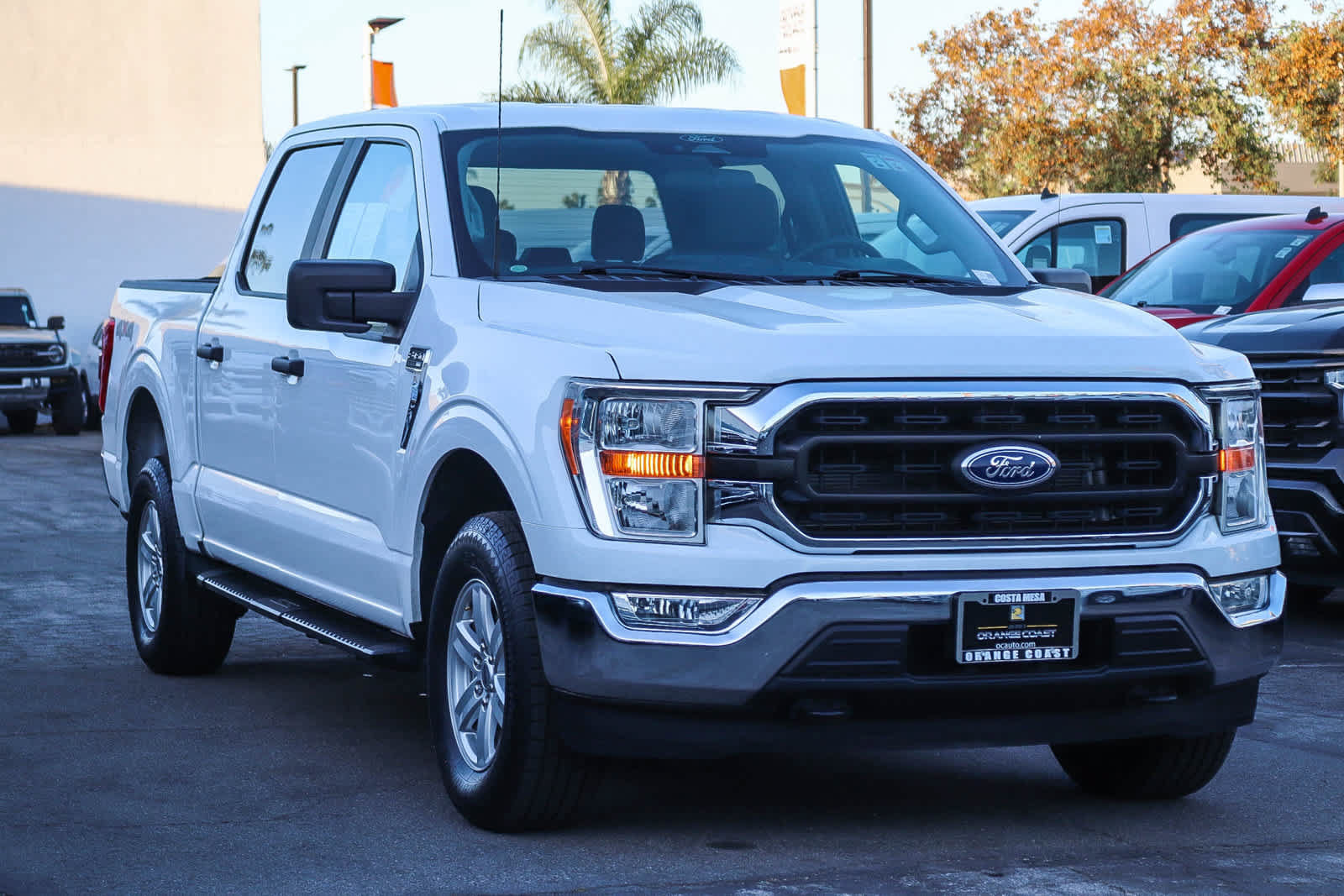 Used 2022 Ford F150 XLT w/ Trailer Tow Package AWD/4WD image 3
