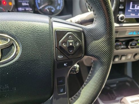 Used 2023 Toyota Tacoma TRD Off-Road image 16