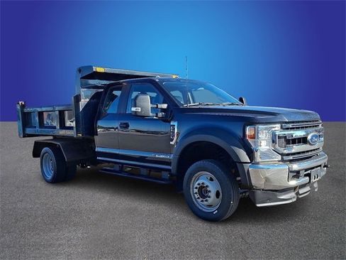 Used 2021 Ford F550 4x4 SuperCab Super Duty image 3
