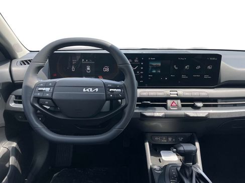 New 2026 Kia K4 EX FWD image 13