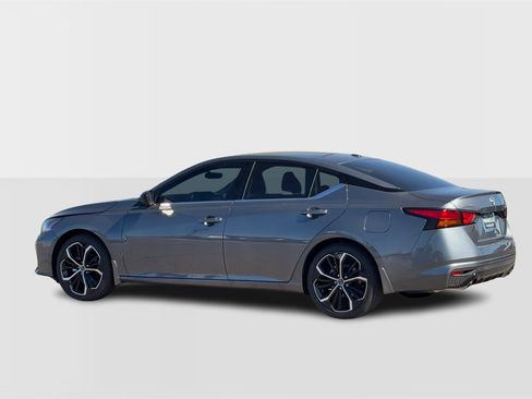 New 2025 Nissan Altima 2.5 SR w/ SR Premium Package image 3