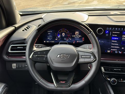 Used 2024 Chevrolet Traverse RS w/ LPO, Floor Liner Package image 10