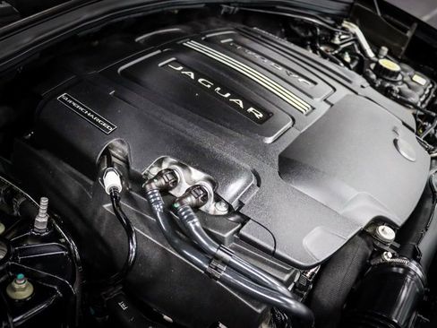 Used 2018 Jaguar F-PACE Prestige AWD/4WD image 37
