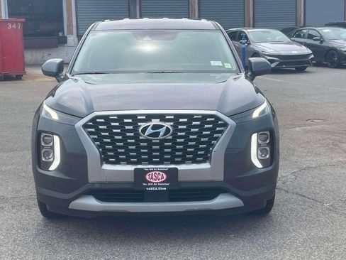 Used 2020 Hyundai Palisade SE FWD image 2