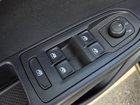 Used 2024 Volkswagen Taos S image 20