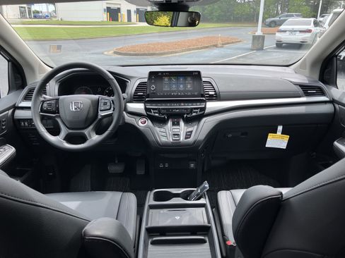 Used 2026 Honda Odyssey EX-L image 32