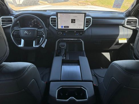 New 2025 Toyota Tundra Platinum image 10