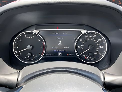 Certified 2025 Nissan Altima 2.5 SR AWD/4WD image 12