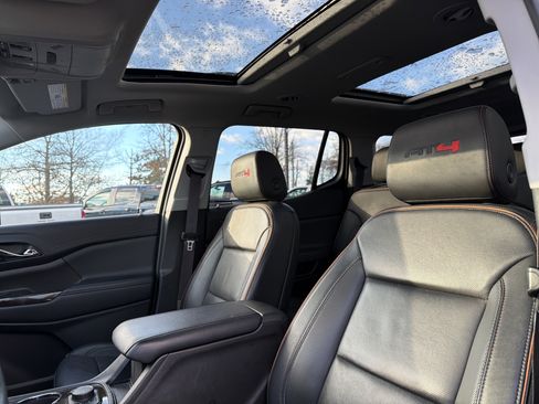 Used 2023 GMC Acadia AT4 w/ Preferred Package image 25