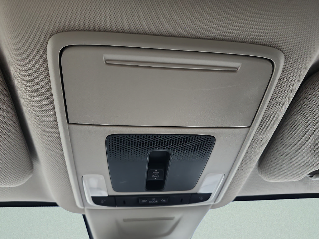 Used 2024 Honda CR-V EX-L image 17