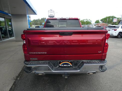 Used 2024 Chevrolet Silverado 1500 LT AWD/4WD image 4