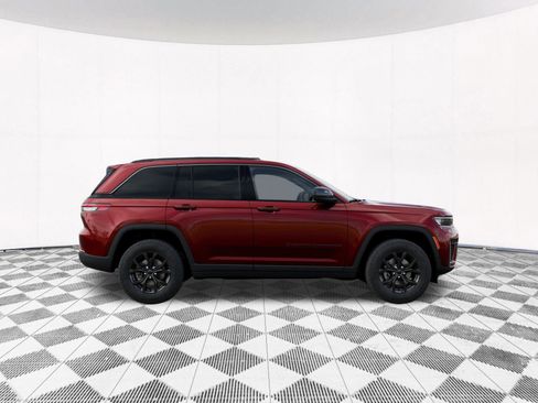 New 2026 Jeep Grand Cherokee Altitude image 29