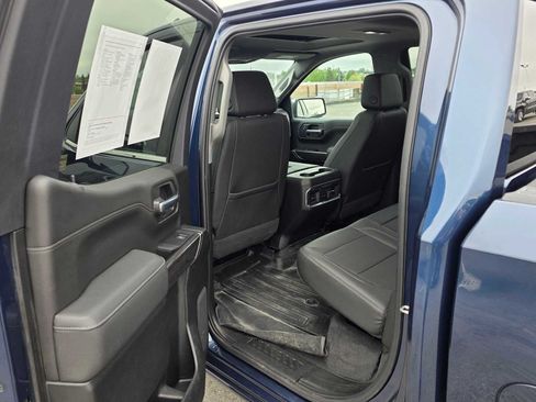 Used 2022 Chevrolet Silverado 1500 LTZ w/ LTZ Premium Package AWD/4WD image 15