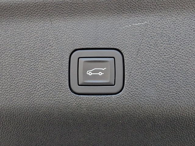 Used 2025 Chevrolet Tahoe RST w/ RST Capability Package AWD/4WD image 32