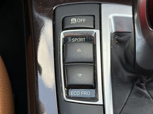 Used 2018 BMW X4 xDrive28i AWD/4WD image 11