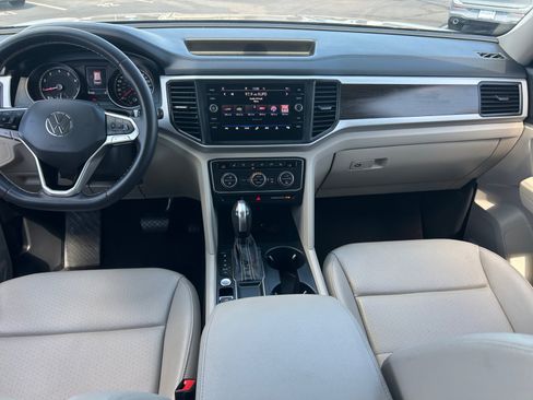 Certified 2021 Volkswagen Atlas SE w/ Towing Package FWD image 20