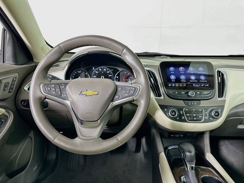 Used 2024 Chevrolet Malibu LT FWD image 17